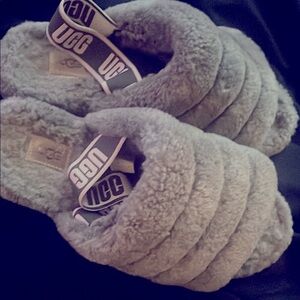 UGG Women's Slippers in Gray